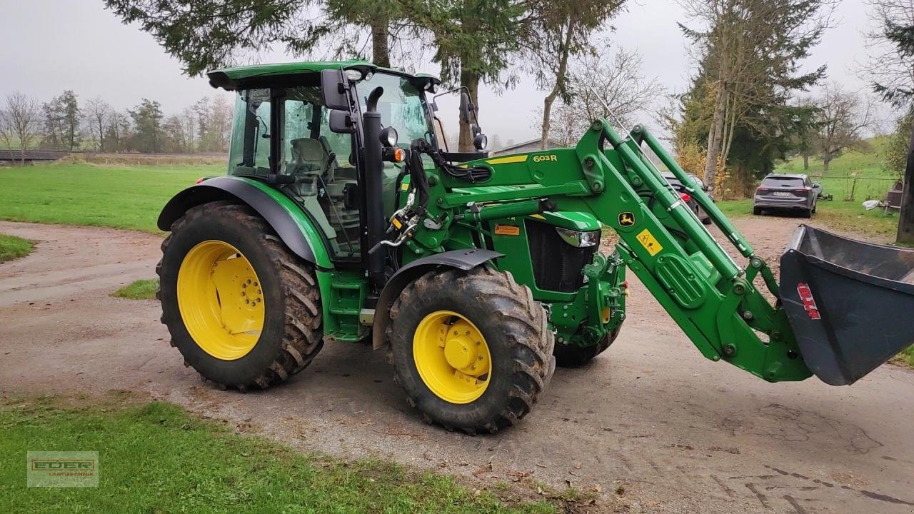 Traktor του τύπου John Deere 5100 R, Gebrauchtmaschine σε Donaueschingen (Φωτογραφία 1)