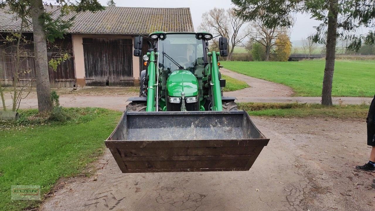 Traktor του τύπου John Deere 5100 R, Gebrauchtmaschine σε Donaueschingen (Φωτογραφία 4)