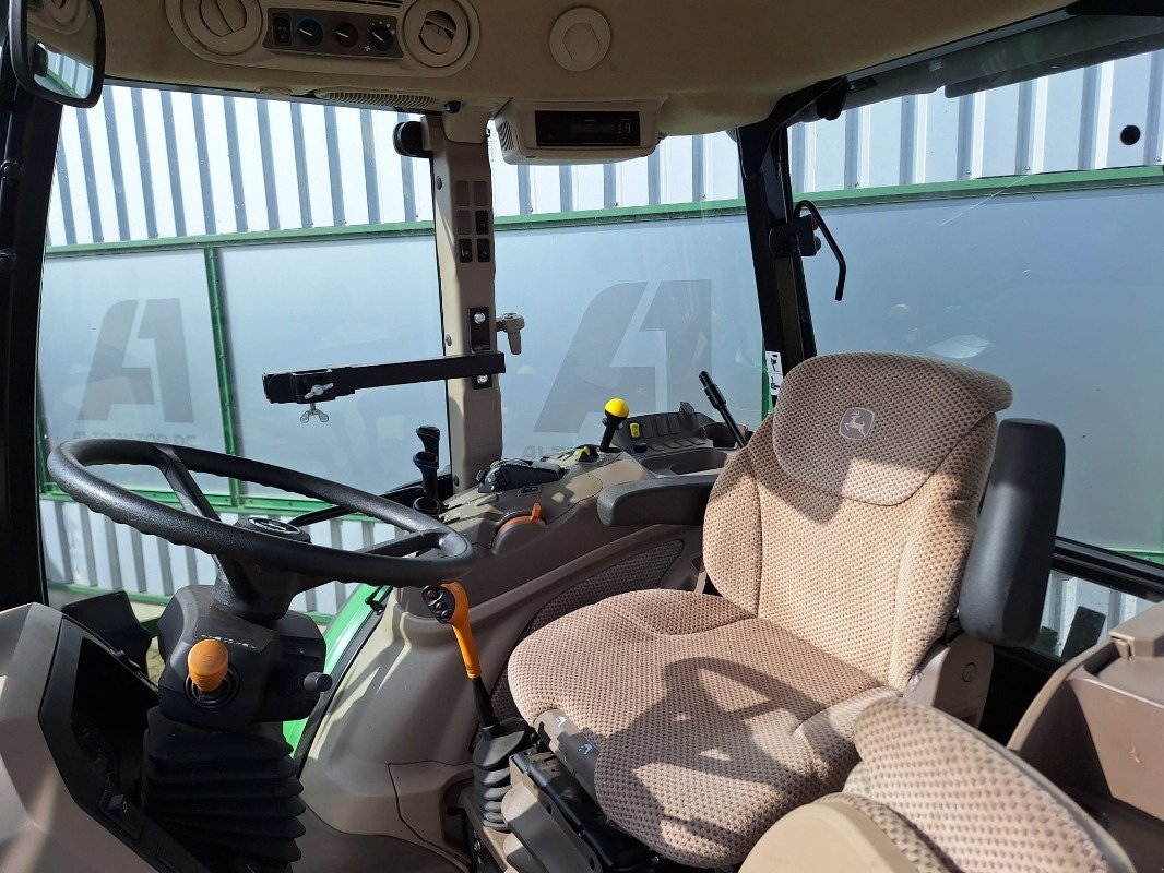 Traktor of the type John Deere 5100M **MIETRÜCKLÄUFER**, Neumaschine in Sittensen (Picture 9)