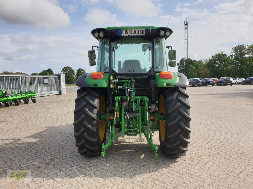 Traktor van het type John Deere 5100M mit 543R Frontlader, Gebrauchtmaschine in Schenkenberg (Foto 4)