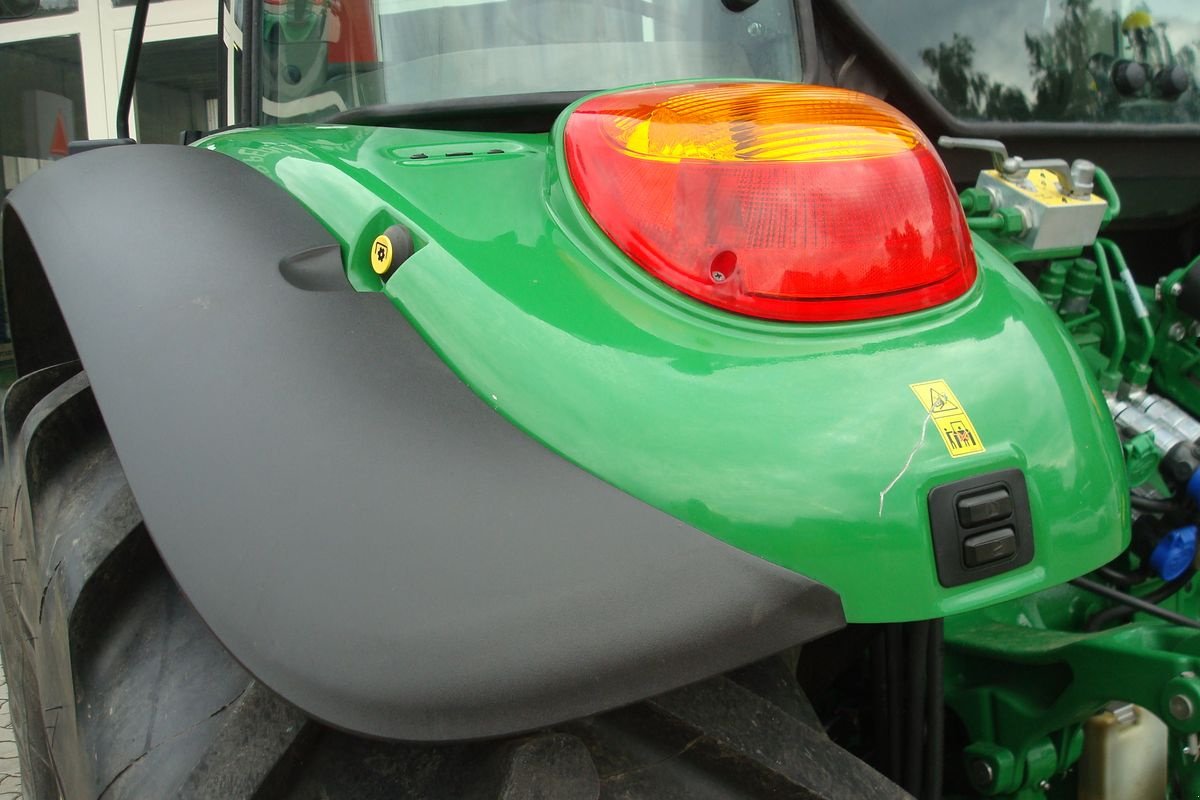 Traktor of the type John Deere 5100M (Niedrighaube + Plattform), Gebrauchtmaschine in Judenburg (Picture 16)