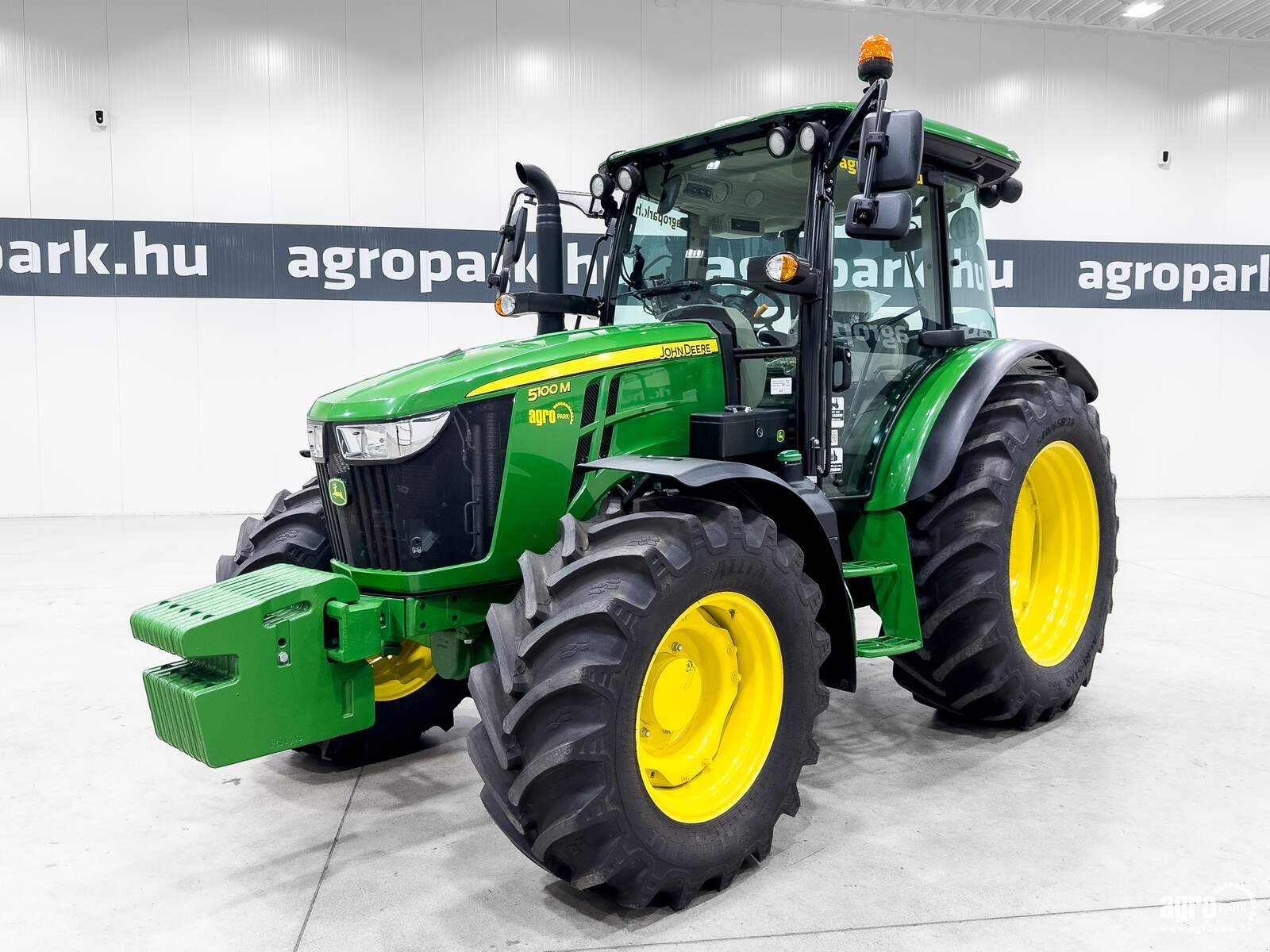 Traktor del tipo John Deere 5100M, Gebrauchtmaschine en Csengele (Imagen 1)