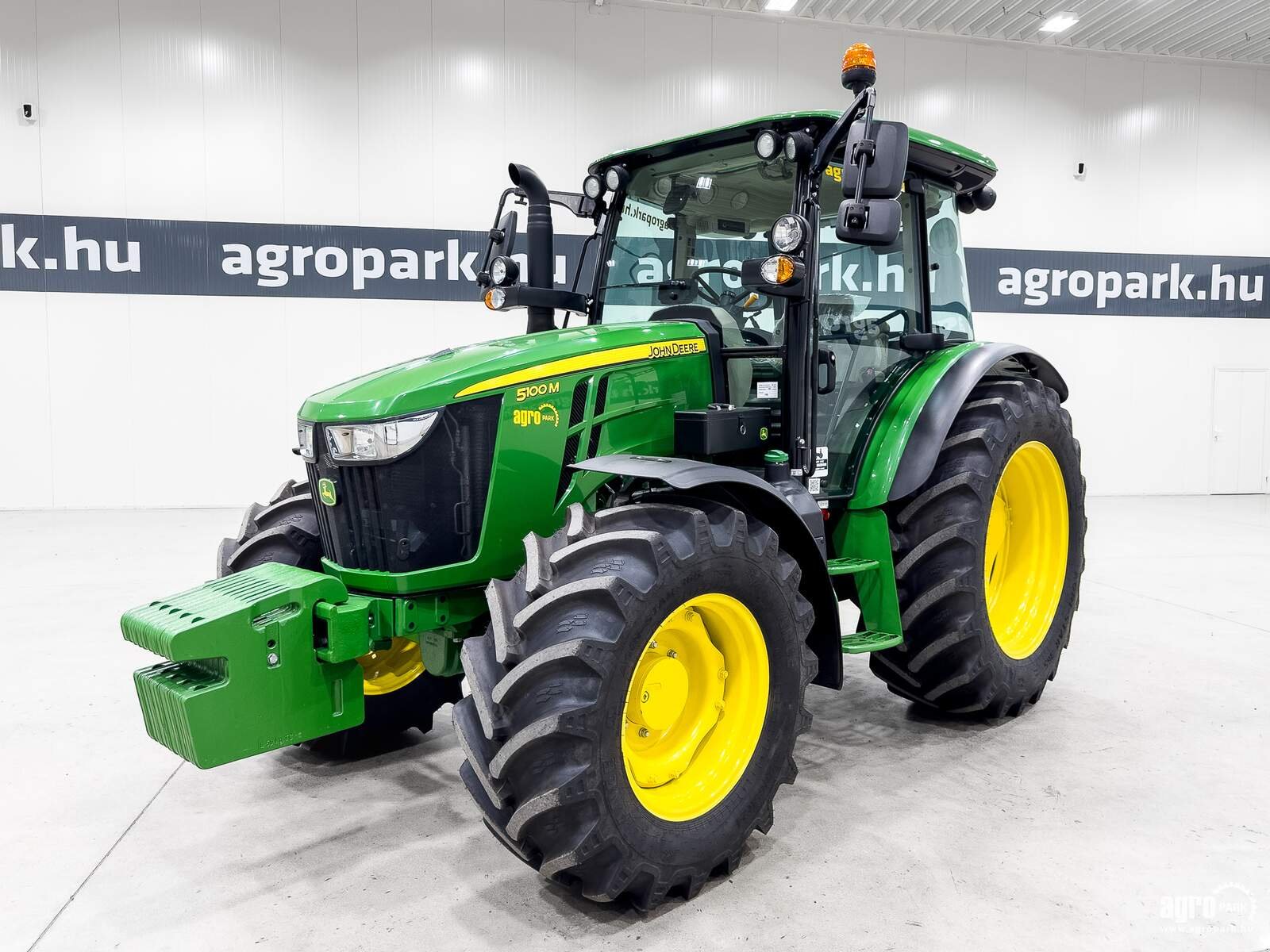 Traktor Türe ait John Deere 5100M, Gebrauchtmaschine içinde Csengele (resim 1)