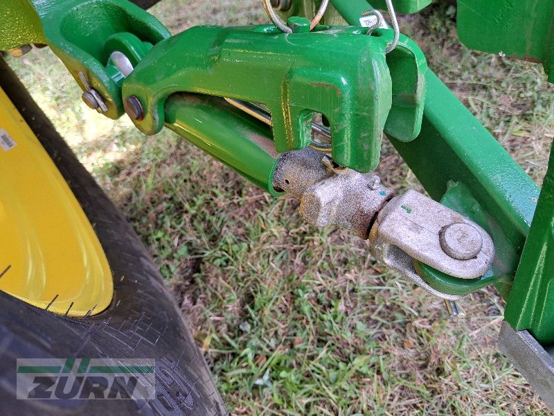 Traktor of the type John Deere 5100M, Neumaschine in Emskirchen (Picture 10)