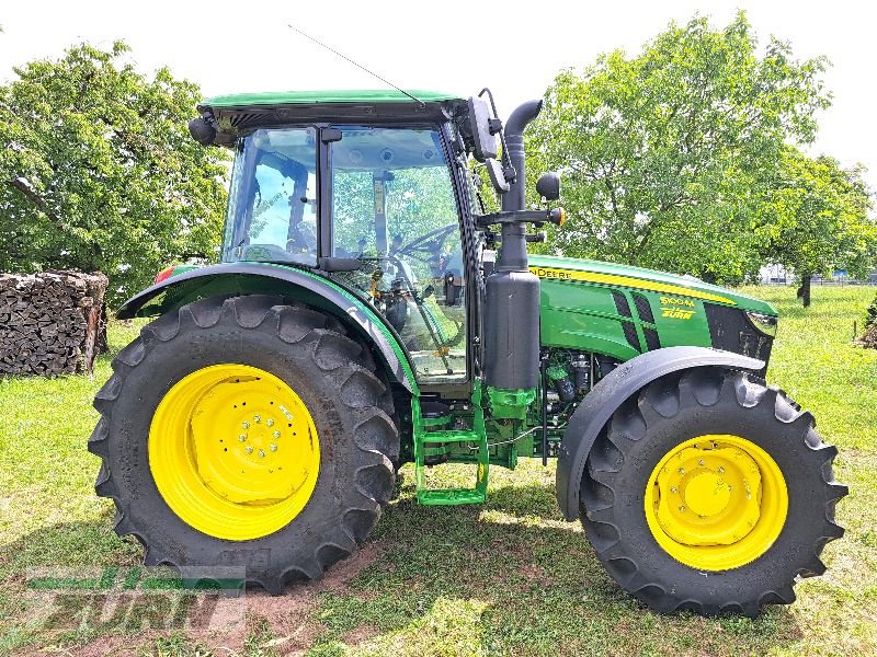 Traktor of the type John Deere 5100M, Neumaschine in Emskirchen (Picture 1)