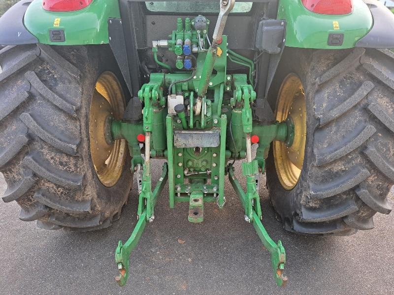 Traktor van het type John Deere 5100M, Gebrauchtmaschine in SAINT GENEST D'AMBIERE (Foto 8)