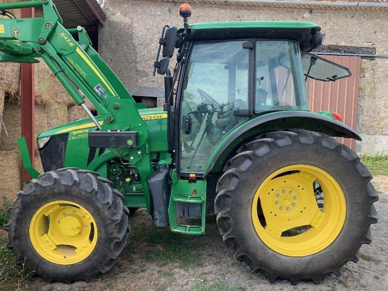 Traktor типа John Deere 5100M, Gebrauchtmaschine в SAINT GENEST D'AMBIERE (Фотография 2)