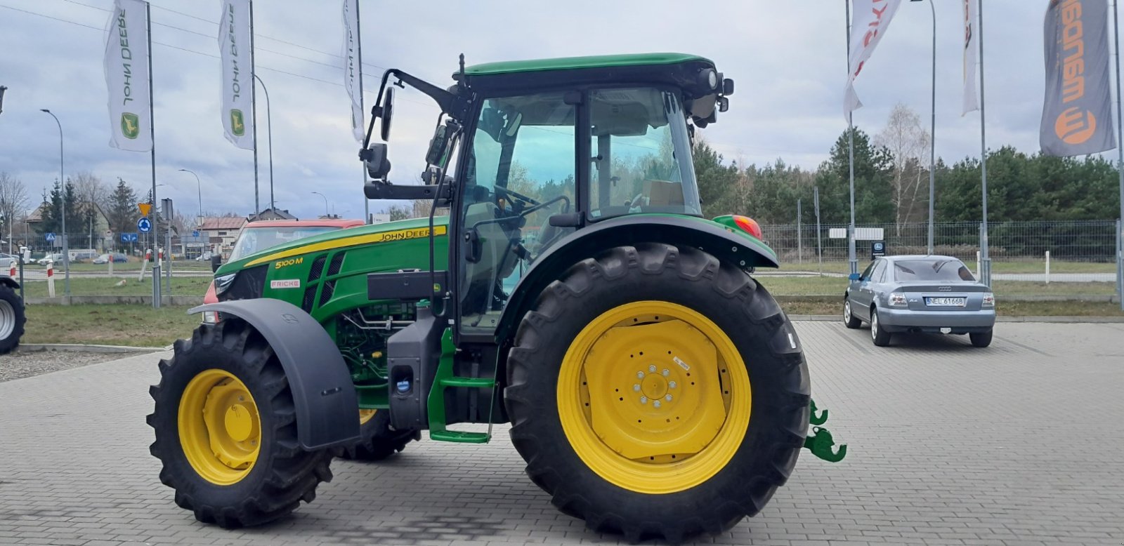 Traktor des Typs John Deere 5100M, Neumaschine in Mrągowo (Bild 2)