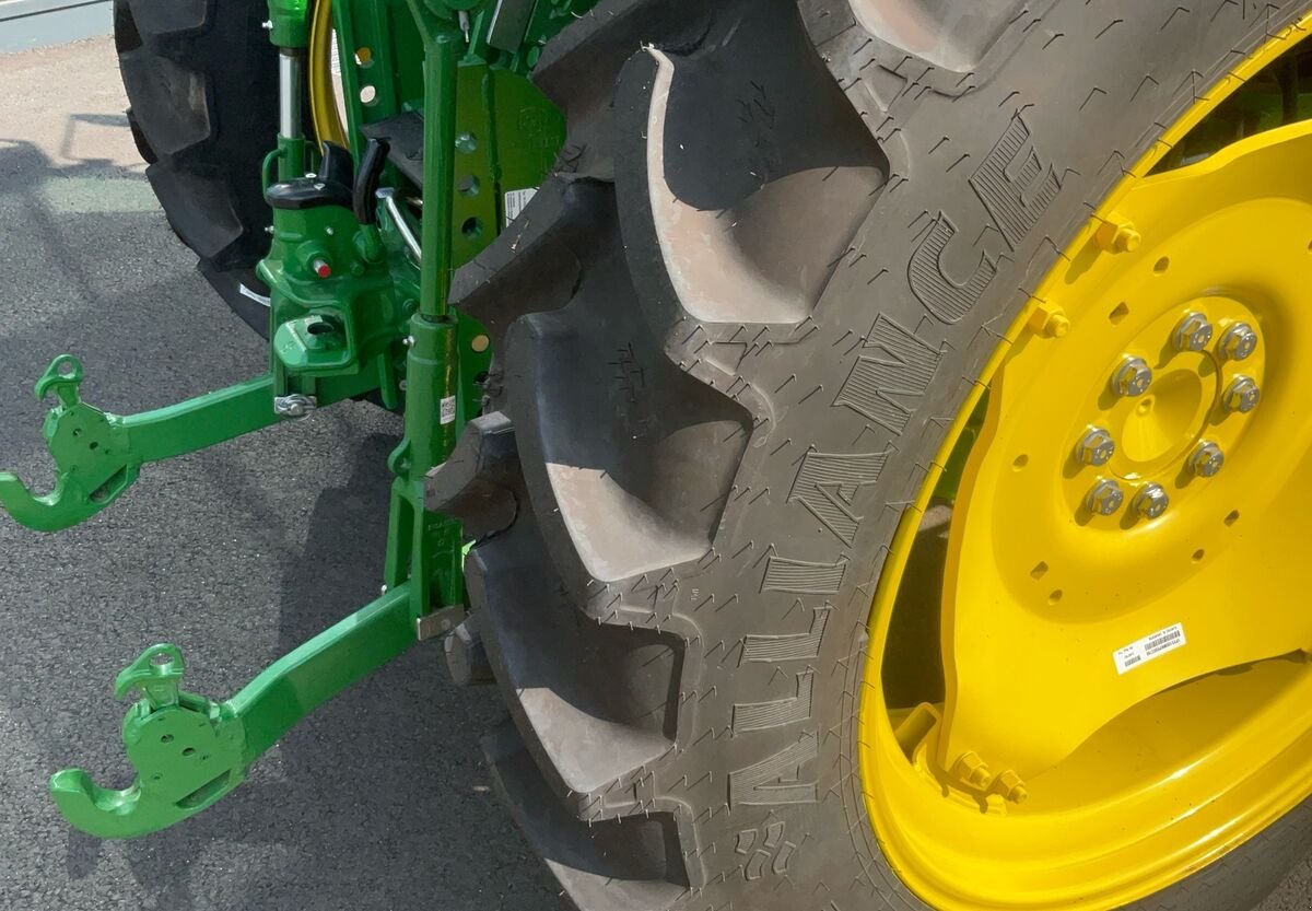 Traktor Türe ait John Deere 5100M, Neumaschine içinde Zwettl (resim 14)