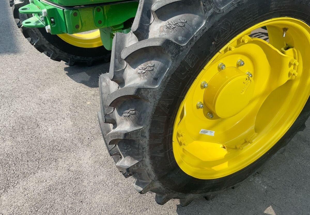 Traktor a típus John Deere 5100M, Neumaschine ekkor: Zwettl (Kép 16)