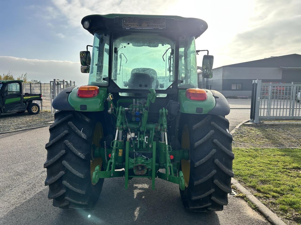 Traktor des Typs John Deere 5100M, Gebrauchtmaschine in Zweibrücken (Bild 5)