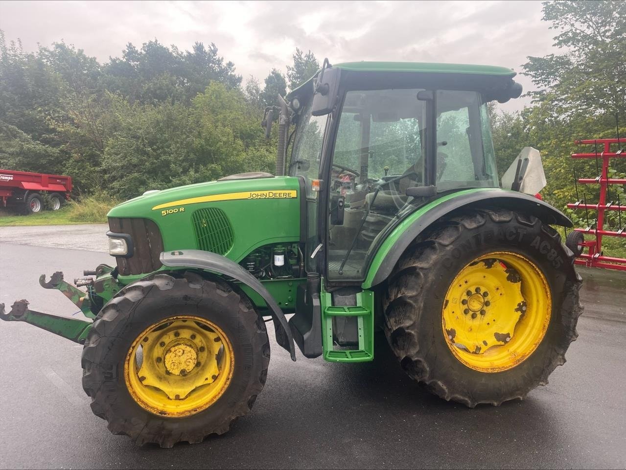 Traktor of the type John Deere 5100R, Gebrauchtmaschine in Skanderborg (Picture 1)