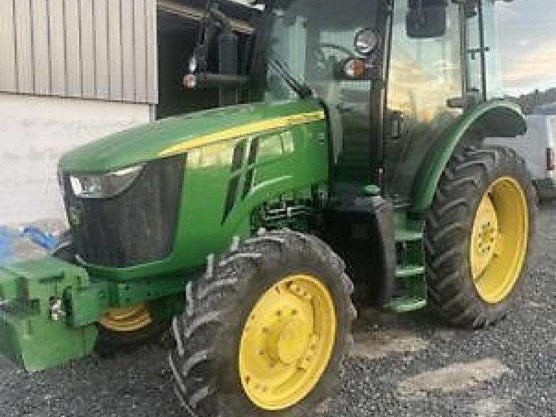 Traktor van het type John Deere 5100r, Gebrauchtmaschine in MONFERRAN (Foto 1)