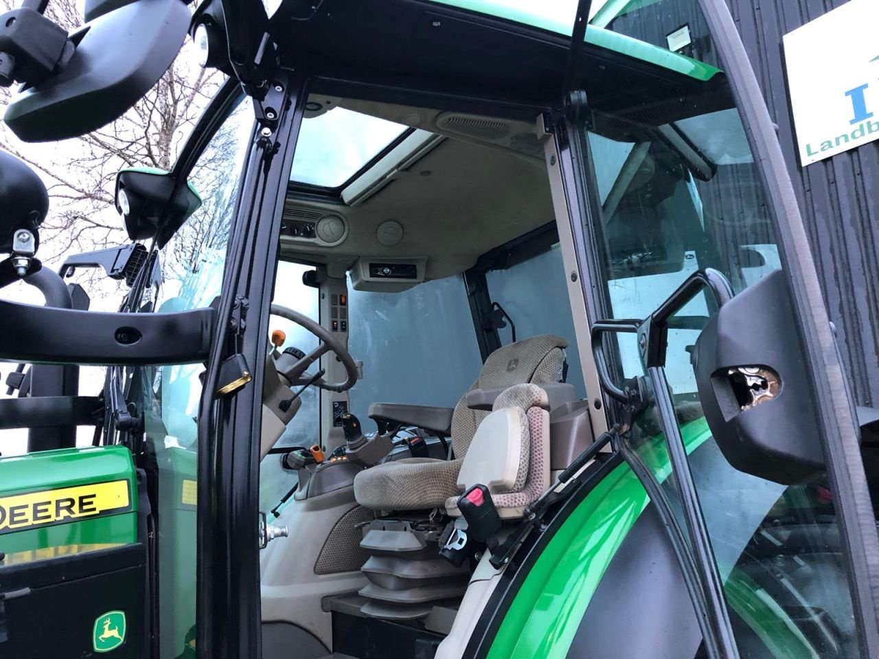 Traktor des Typs John Deere 5100R, Gebrauchtmaschine in Daarle (Bild 8)