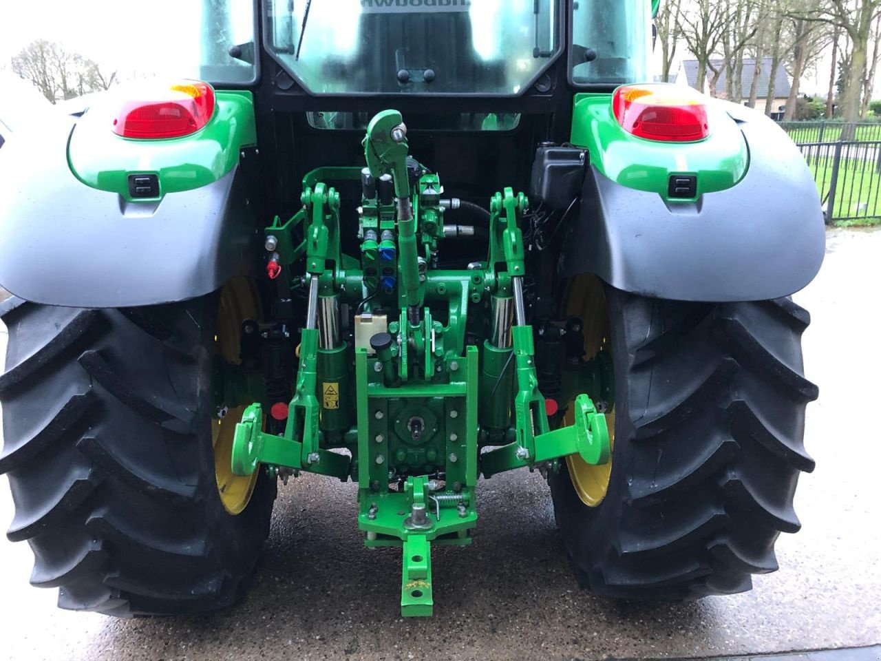 Traktor des Typs John Deere 5100R, Gebrauchtmaschine in Daarle (Bild 4)