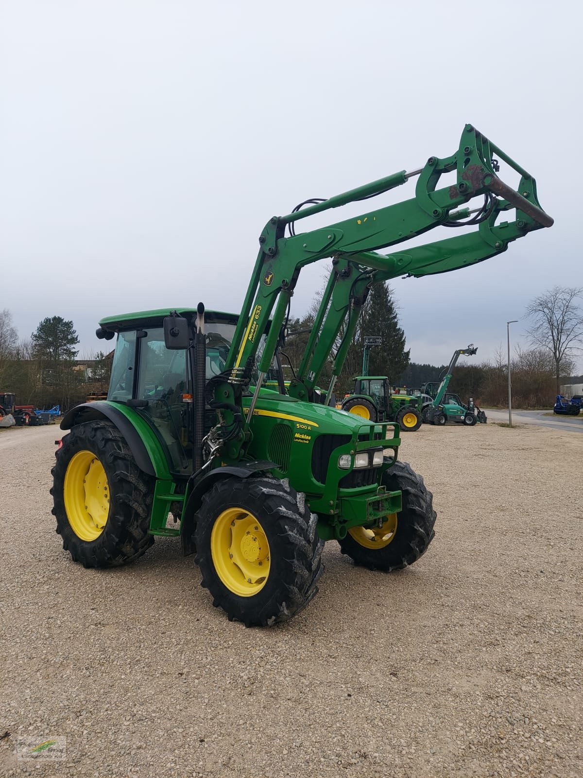 Traktor du type John Deere 5100R, Gebrauchtmaschine en Pegnitz-Bronn (Photo 5)