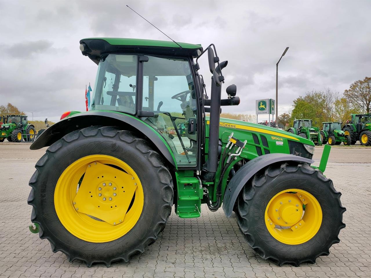 Traktor Türe ait John Deere 5100R, Gebrauchtmaschine içinde Schopfloch (resim 1)