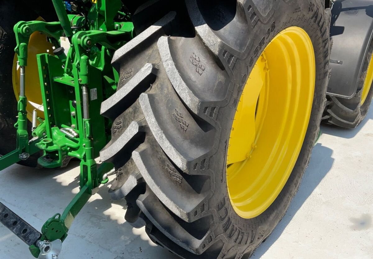 Traktor van het type John Deere 5115 M, Gebrauchtmaschine in Zwettl (Foto 17)