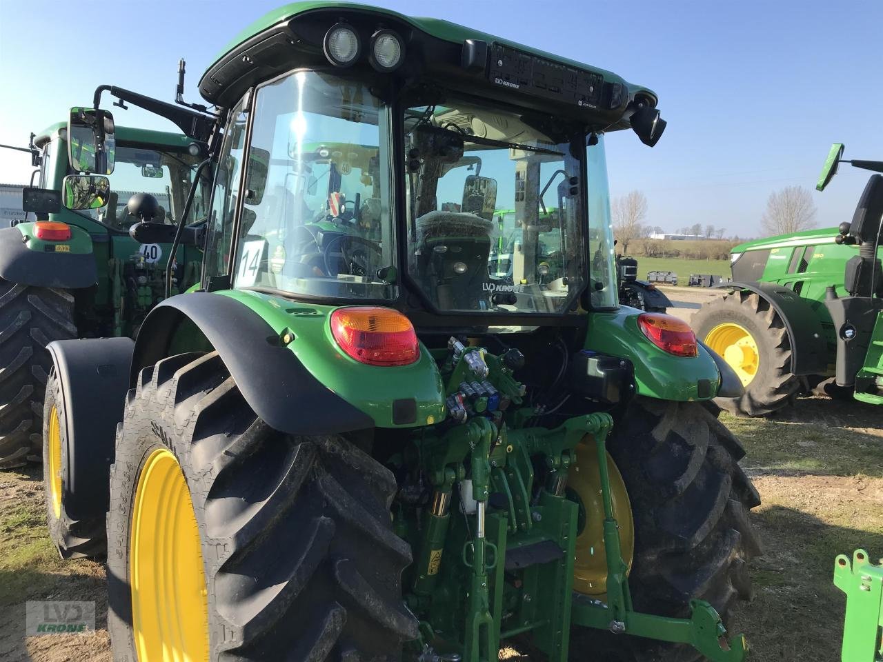 Traktor of the type John Deere 5115M, Gebrauchtmaschine in Alt-Mölln (Picture 3)