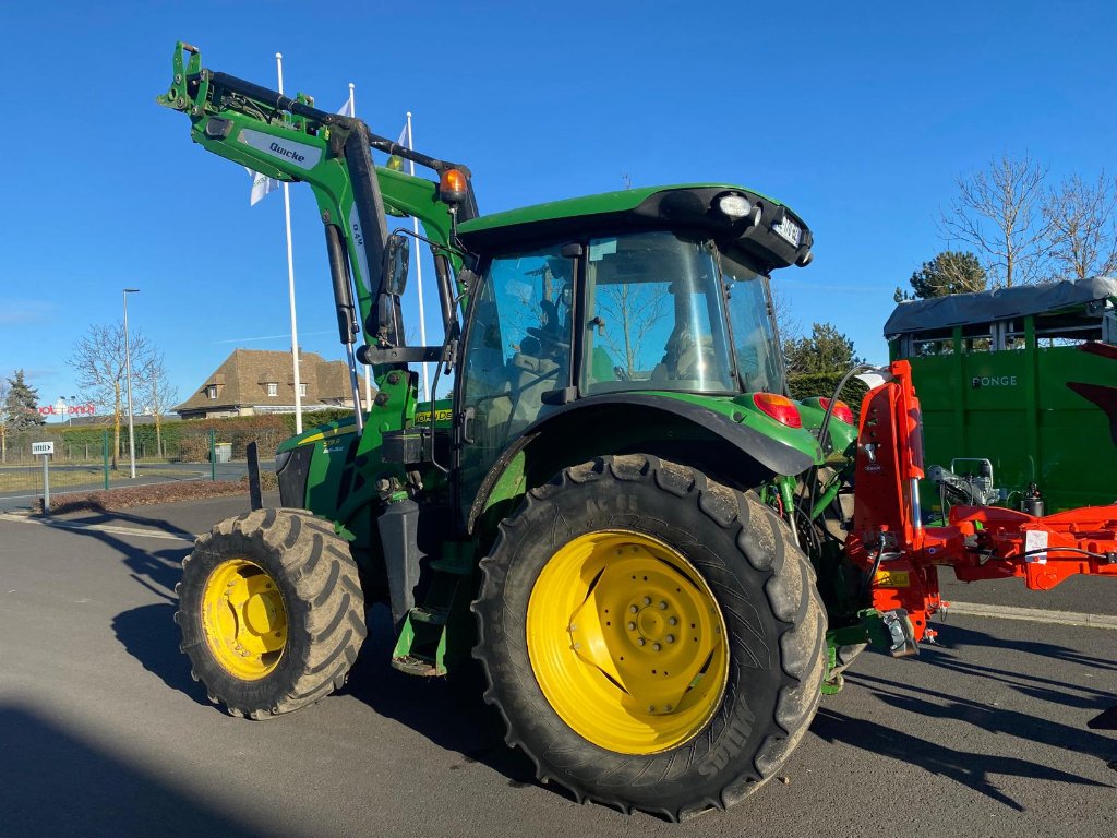 Traktor des Typs John Deere 5115R, Gebrauchtmaschine in SAINT FLOUR (Bild 4)