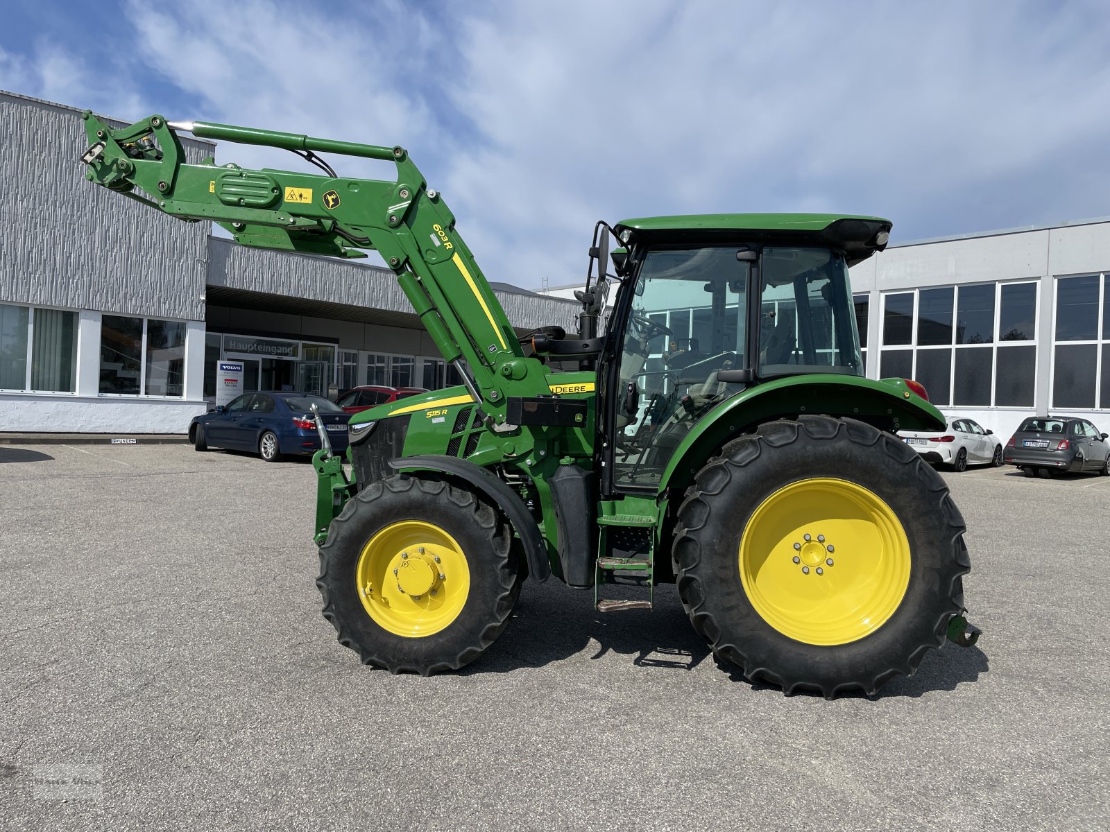 Traktor Türe ait John Deere 5115R, Gebrauchtmaschine içinde Eggenfelden (resim 4)