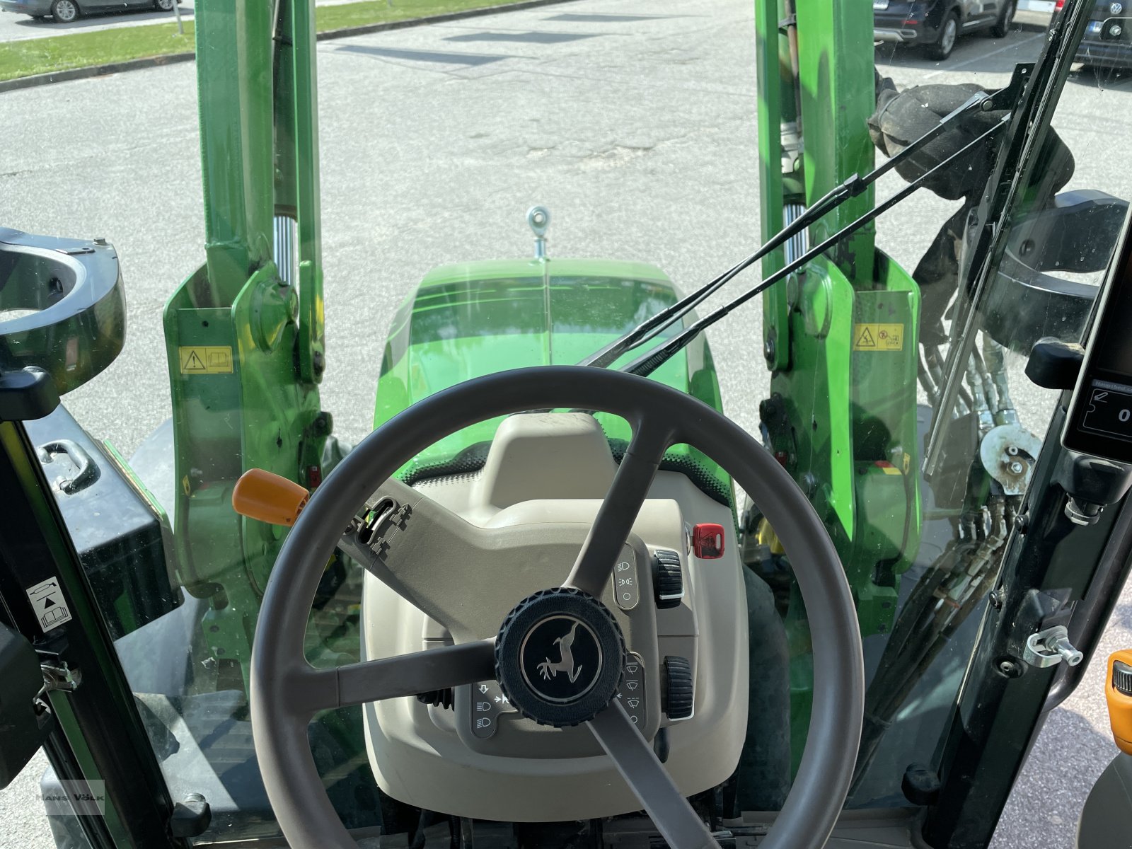 Traktor типа John Deere 5115R, Gebrauchtmaschine в Eggenfelden (Фотография 9)