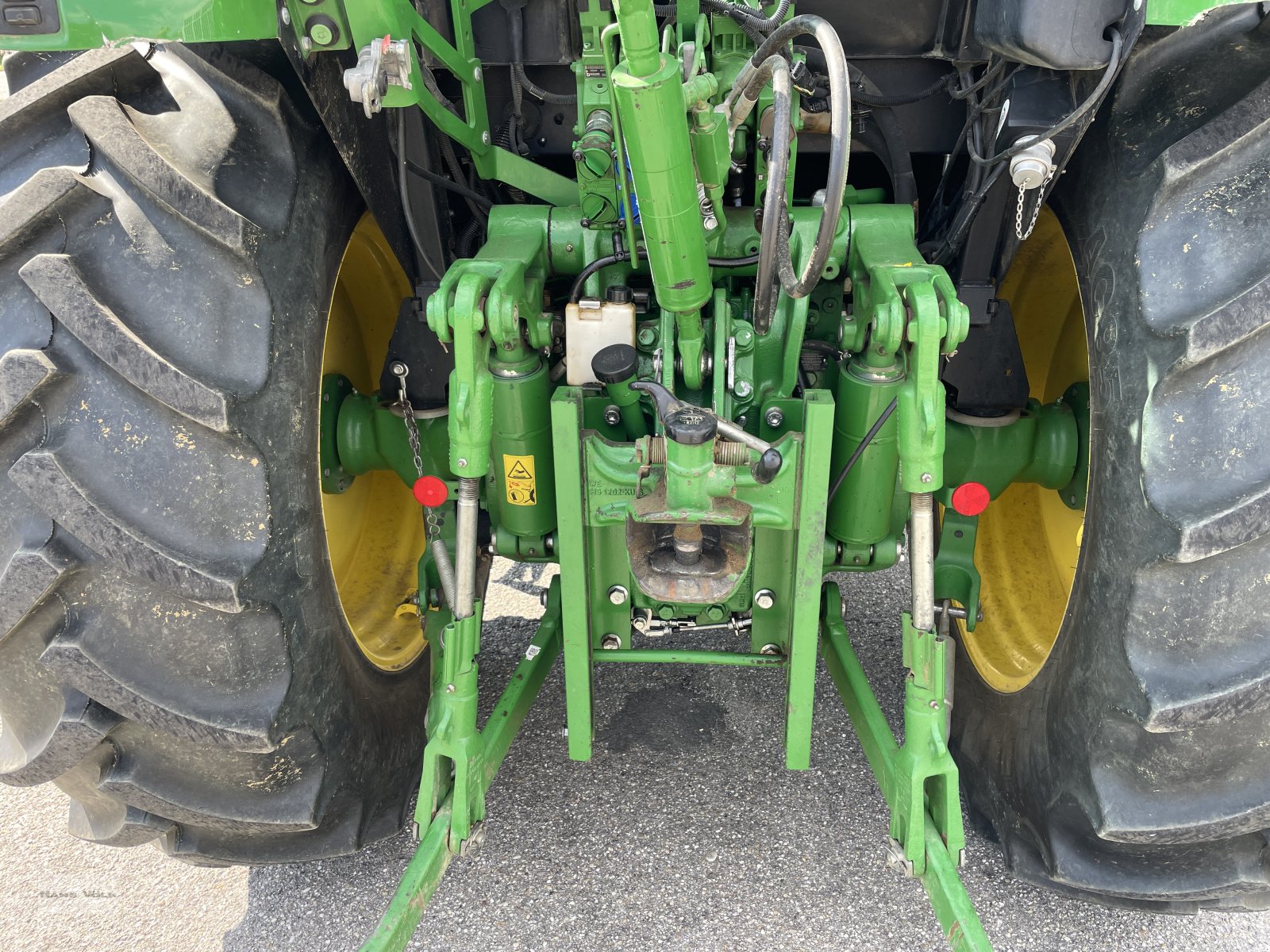 Traktor van het type John Deere 5115R, Gebrauchtmaschine in Eggenfelden (Foto 14)