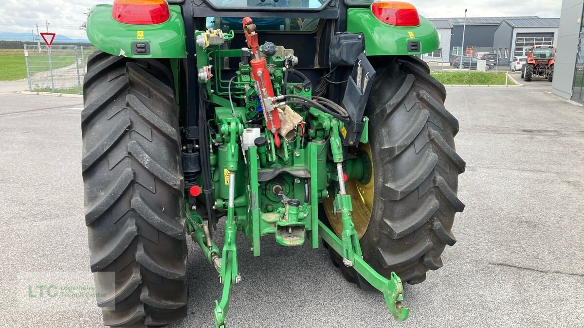 Traktor типа John Deere 5115R, Gebrauchtmaschine в Eggendorf (Фотография 14)