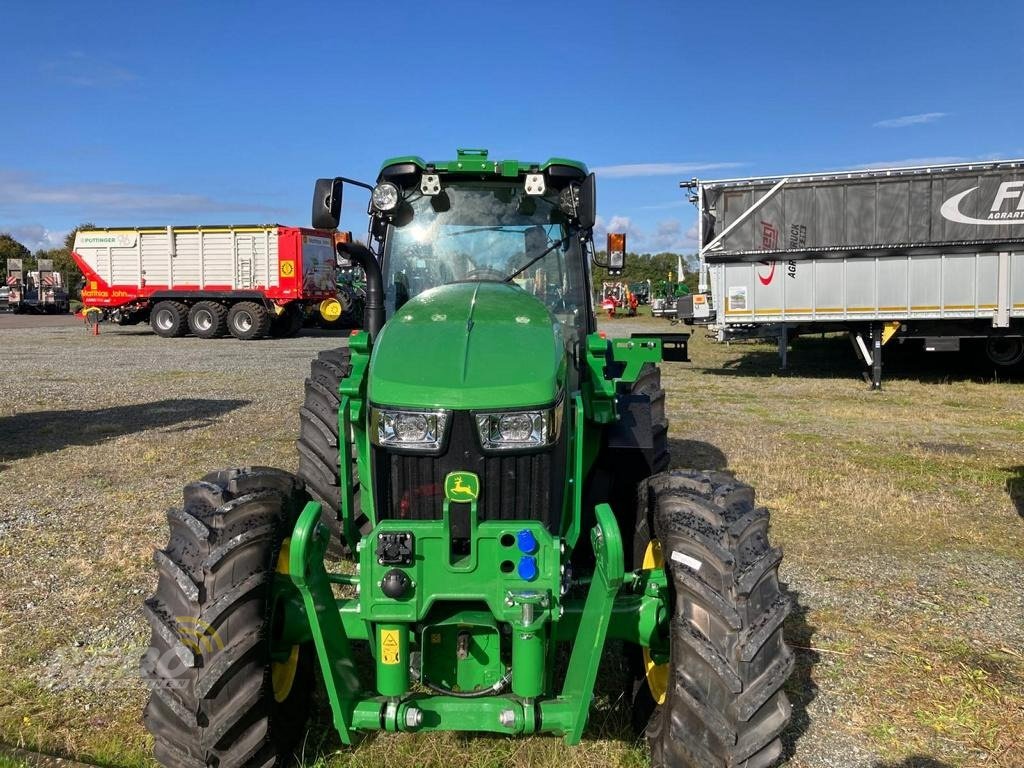 Traktor от тип John Deere 5120ML, Neumaschine в Bordelum (Снимка 3)