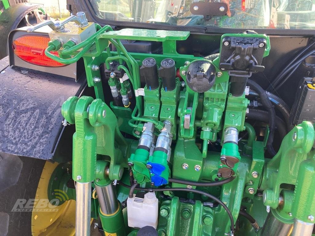 Traktor del tipo John Deere 5120ML, Neumaschine In Bordelum (Immagine 5)