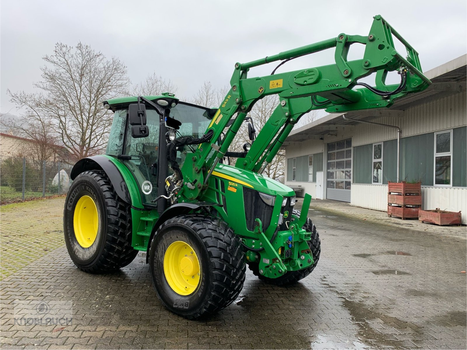 Traktor от тип John Deere 5125R, Gebrauchtmaschine в Kandern-Tannenkirch (Снимка 3)