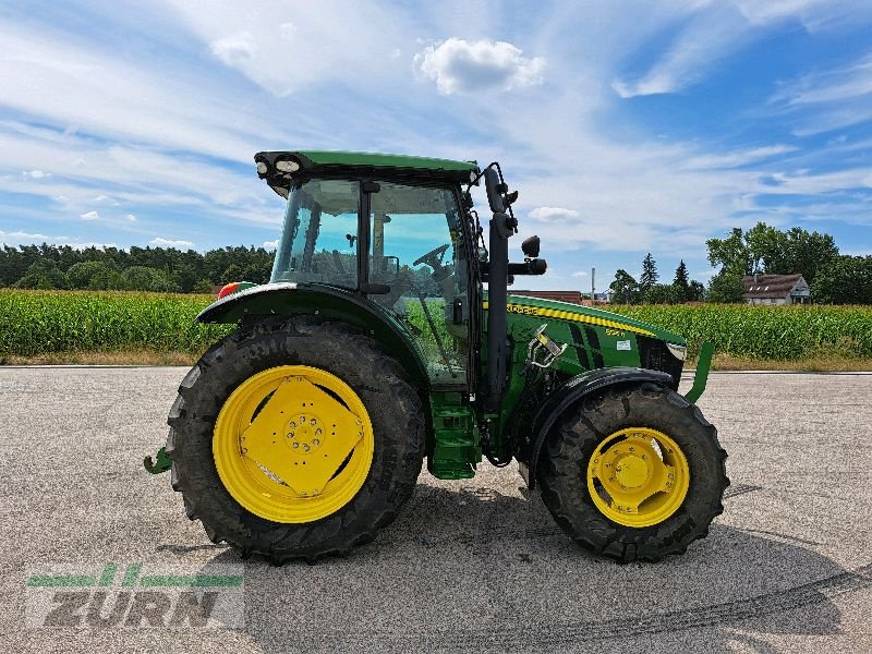 Traktor typu John Deere 5125R, Gebrauchtmaschine w Emskirchen (Zdjęcie 3)