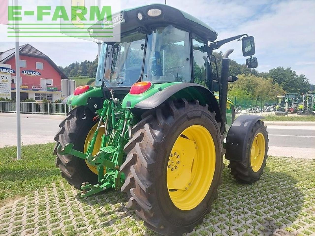 Traktor типа John Deere 5125r, Gebrauchtmaschine в GROBELNO (Фотография 5)