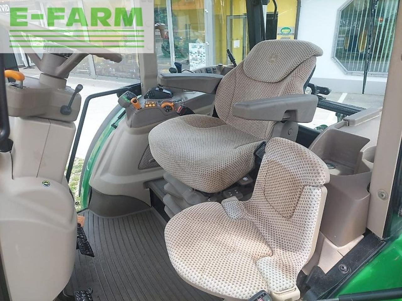 Traktor типа John Deere 5125r, Gebrauchtmaschine в GROBELNO (Фотография 13)