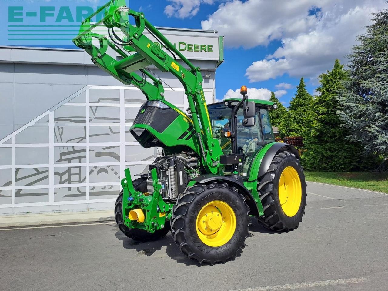 Traktor des Typs John Deere 5125R, Gebrauchtmaschine in OSIJEK (Bild 16)