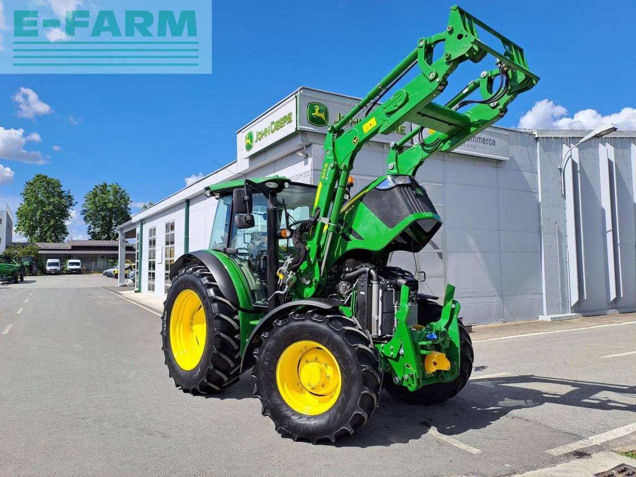 Traktor des Typs John Deere 5125R, Gebrauchtmaschine in OSIJEK (Bild 24)