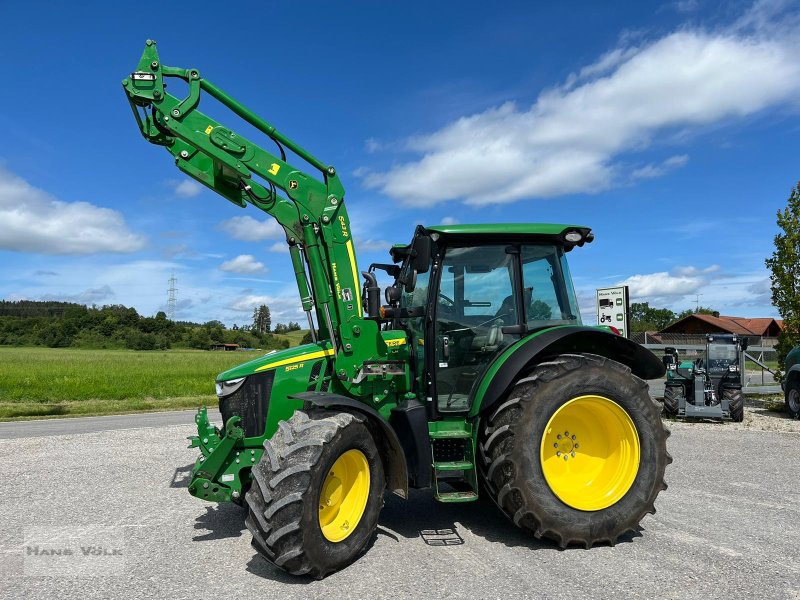 Traktor типа John Deere 5125R, Gebrauchtmaschine в Antdorf