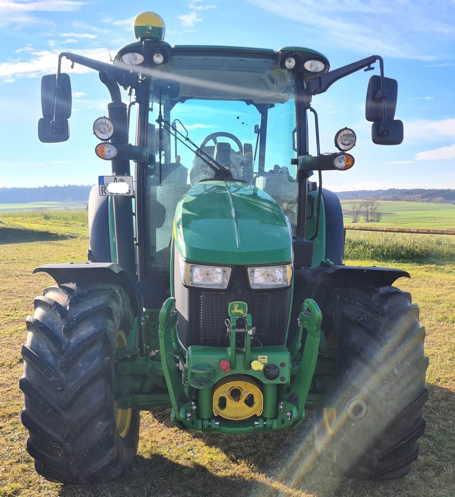 Traktor типа John Deere 5125R, Gebrauchtmaschine в Horgau (Фотография 5)