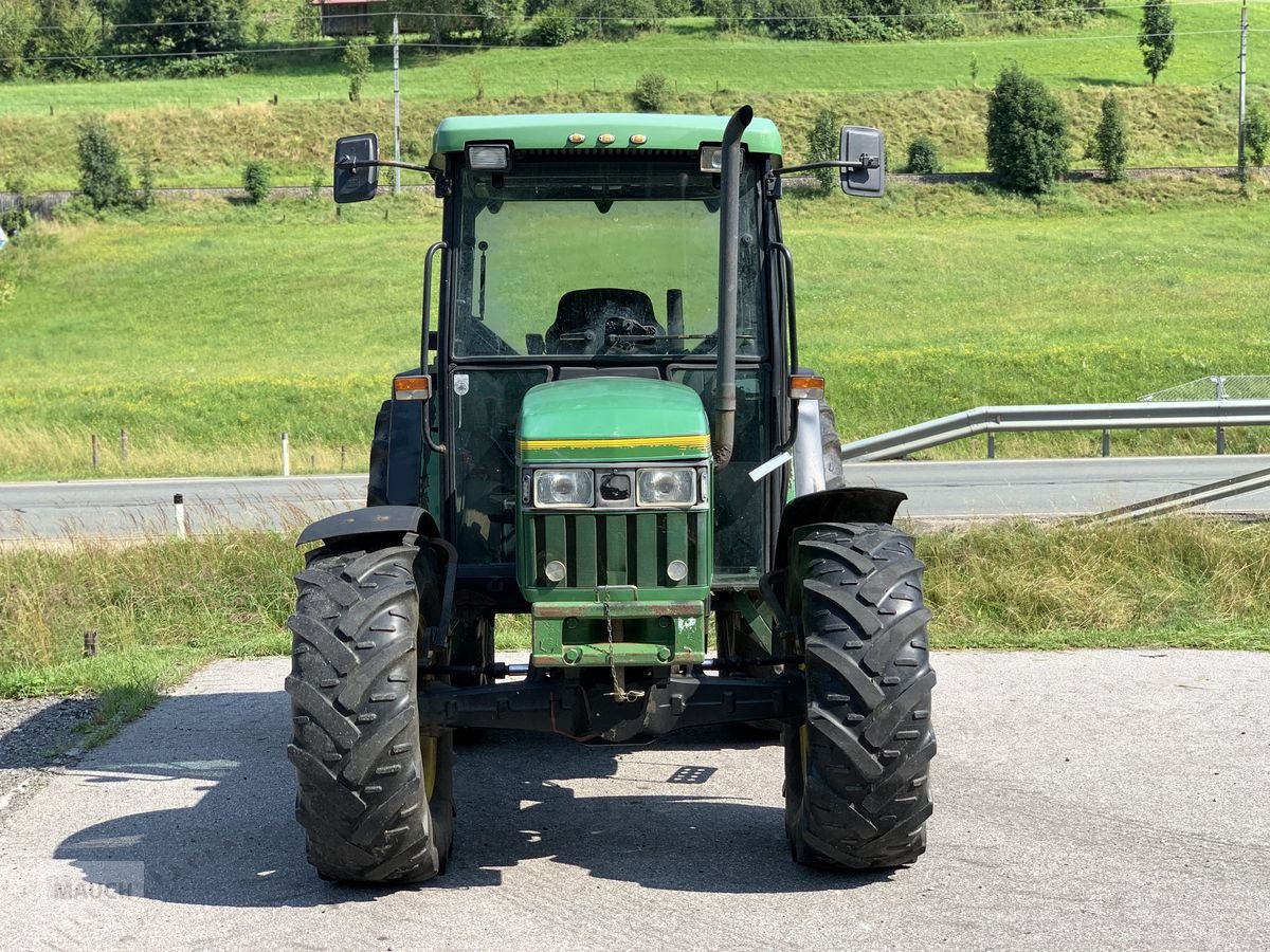 Traktor des Typs John Deere 5400 A, Gebrauchtmaschine in Eben (Bild 3)