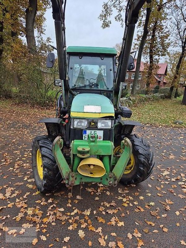 Traktor Türe ait John Deere 5400, Gebrauchtmaschine içinde Uelzen (resim 3)