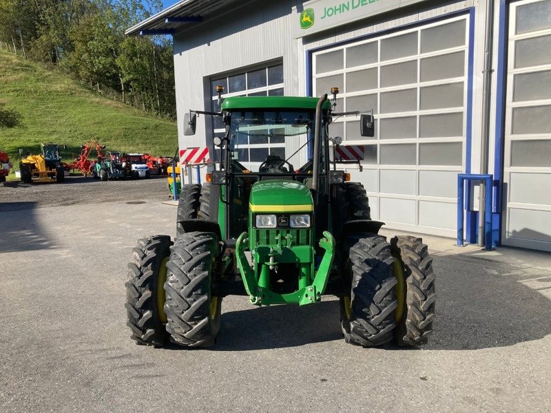 Traktor of the type John Deere 5400, Gebrauchtmaschine in Eichberg (Picture 2)