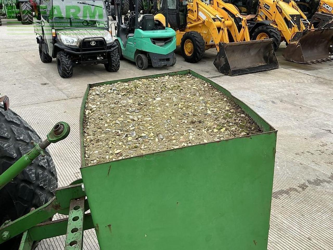 Traktor tip John Deere 5410 tractor (st20915), Gebrauchtmaschine in SHAFTESBURY (Poză 19)