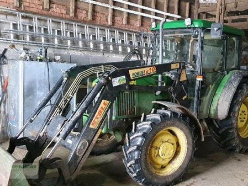 Traktor tipa John Deere 5500, Gebrauchtmaschine u Bad Wildungen - Wega