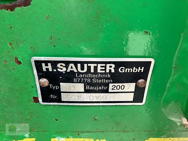 Traktor des Typs John Deere 5615 F, Gebrauchtmaschine in Salsitz (Bild 18)