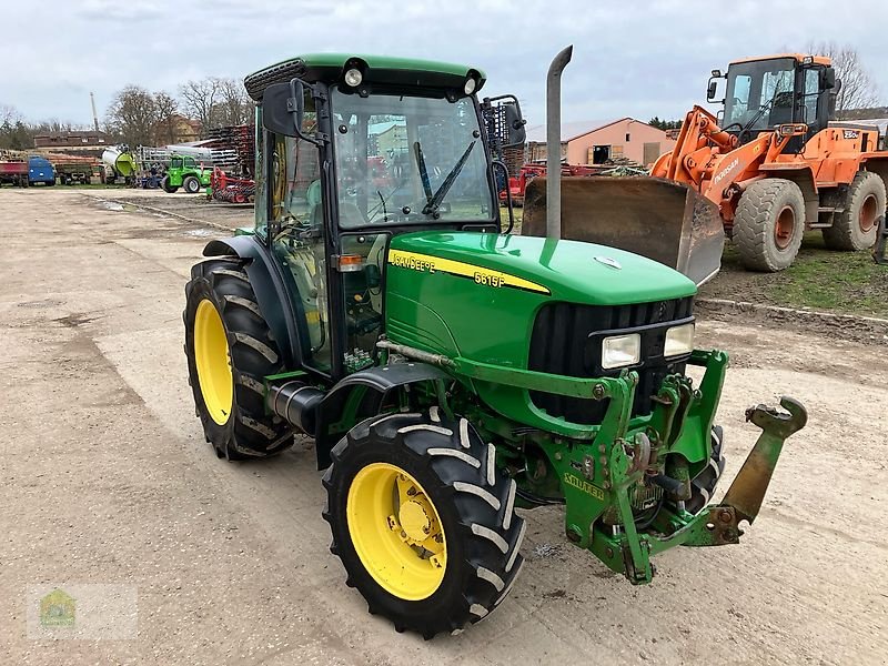 Traktor типа John Deere 5615 F, Gebrauchtmaschine в Salsitz (Фотография 4)