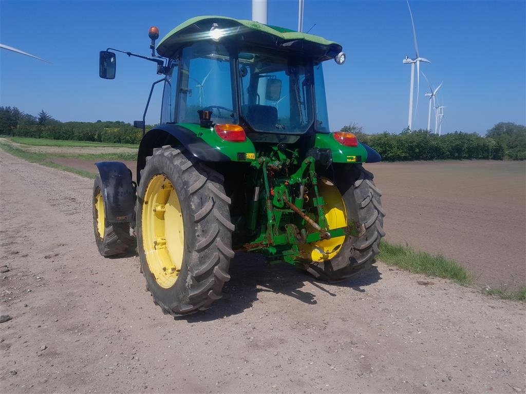 Traktor des Typs John Deere 5620 4 WD El lift og frontlift, Gebrauchtmaschine in Skive (Bild 5)