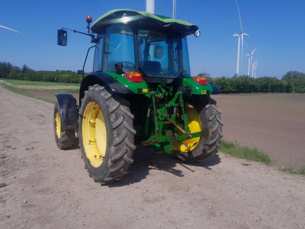 Traktor des Typs John Deere 5620 Med frontlift, Gebrauchtmaschine in Skive (Bild 3)