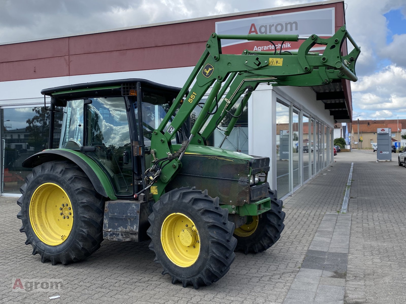 Traktor от тип John Deere 5620 Premium, Gebrauchtmaschine в Harthausen (Снимка 10)