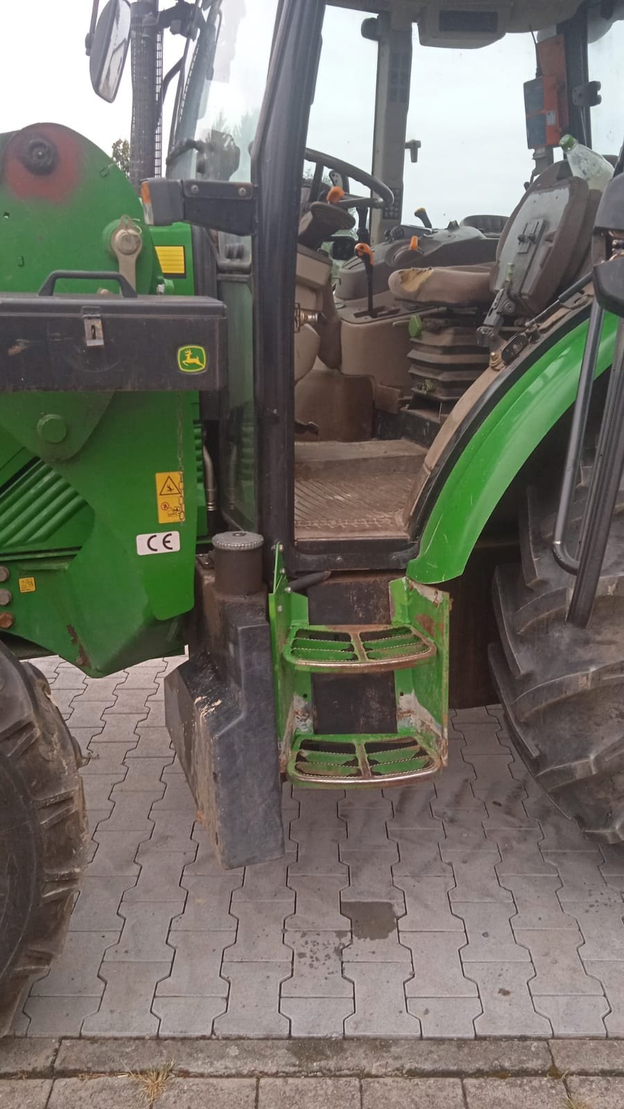 Traktor del tipo John Deere 5620 Premium, Gebrauchtmaschine en Babenhausen (Imagen 3)