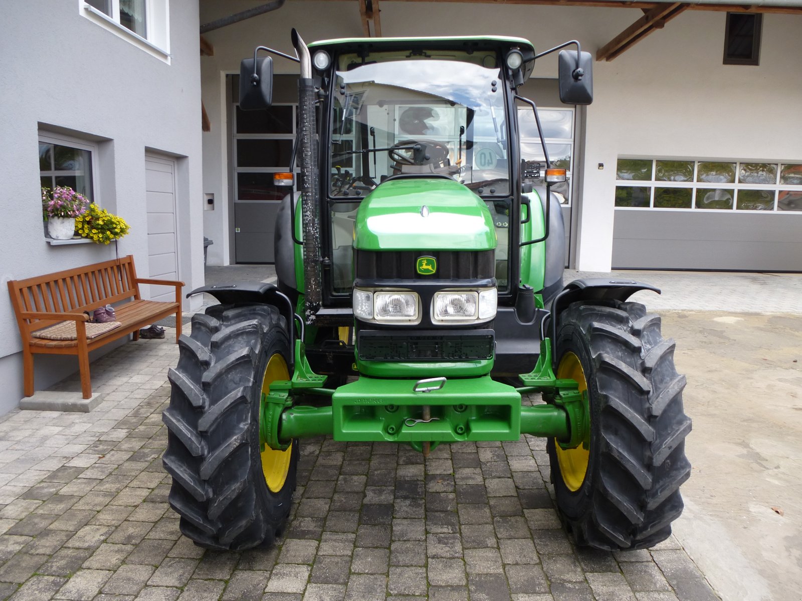 Traktor от тип John Deere 5620, Gebrauchtmaschine в Petersdorf (Снимка 3)